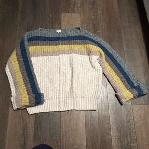 POL super soft oversized sweater. Small